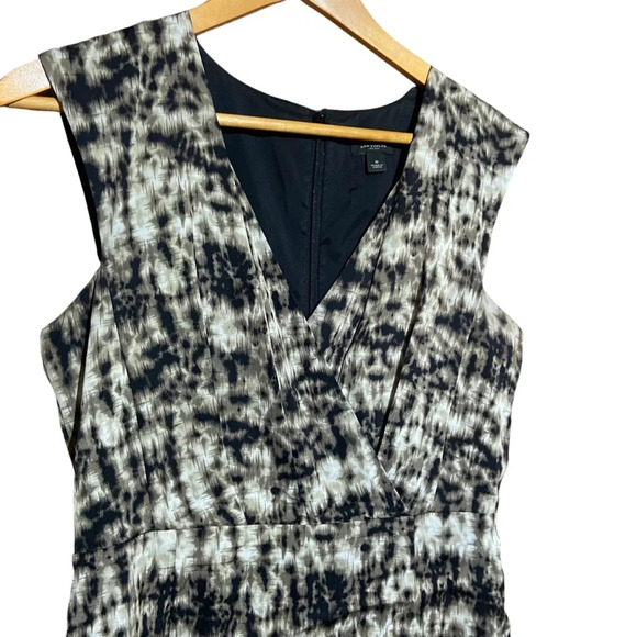 Ann Taylor Silk Blend Paint Strokes Print Plunge Sheath Midi Dress Size 6 - Picture 5 of 7